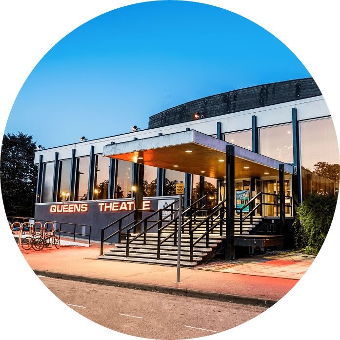 A photo of the frontage of the Queens Theatre building in Hornchurch.