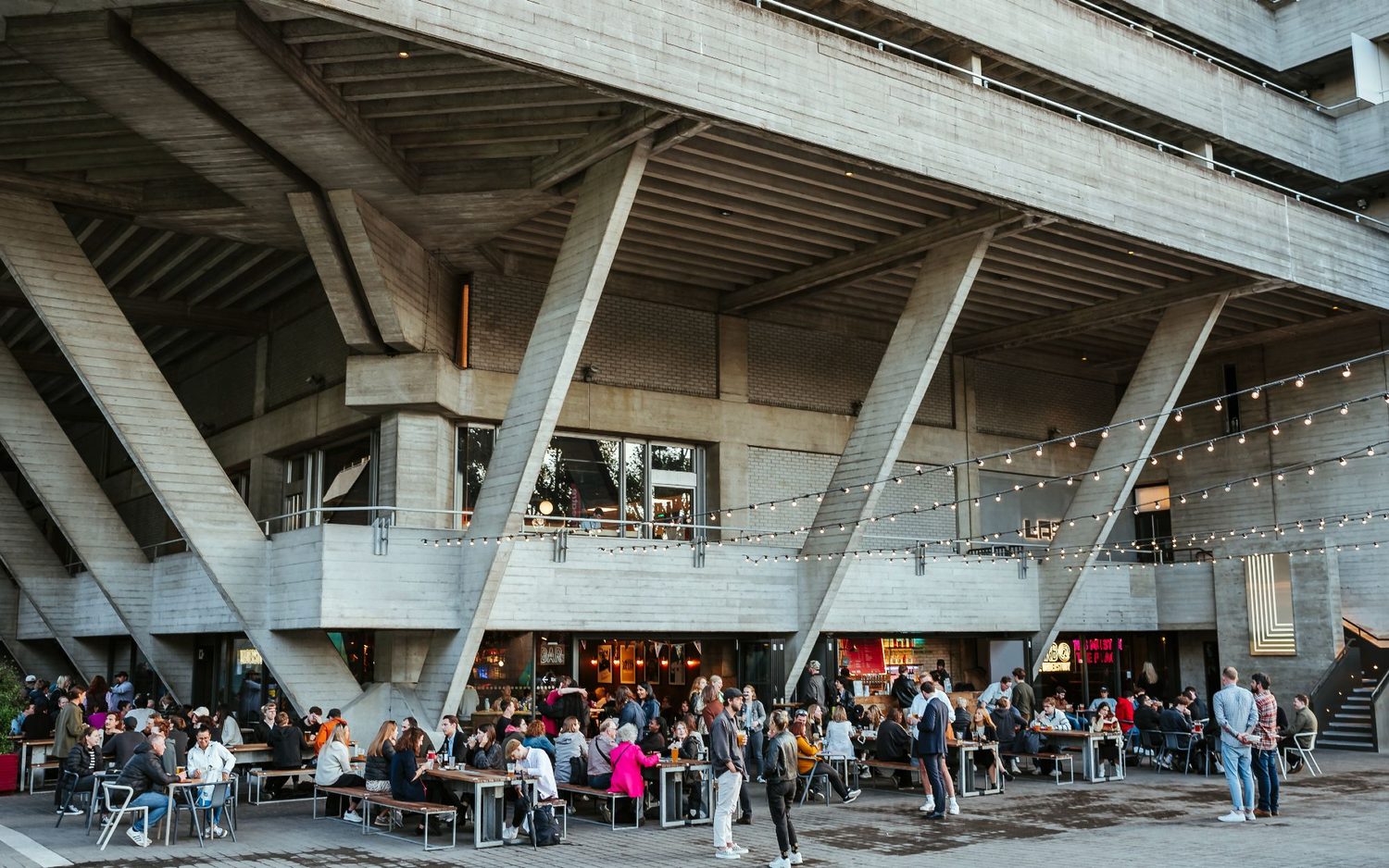 The Understudy bar and food - National Theatre, South Bank