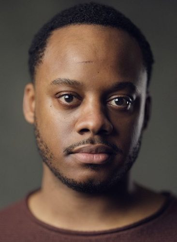 The Hot Wing King | National Theatre