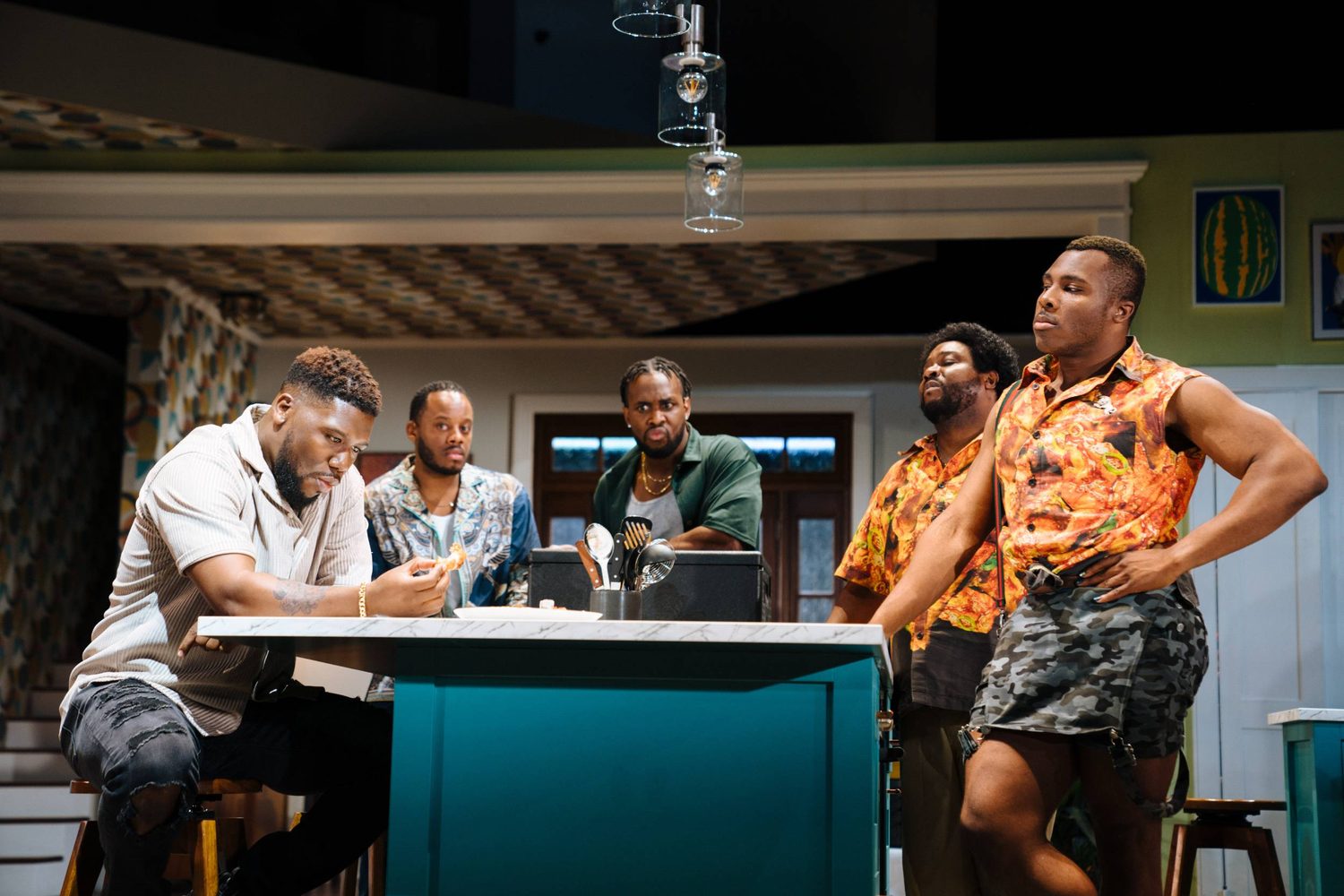 The Hot Wing King | National Theatre