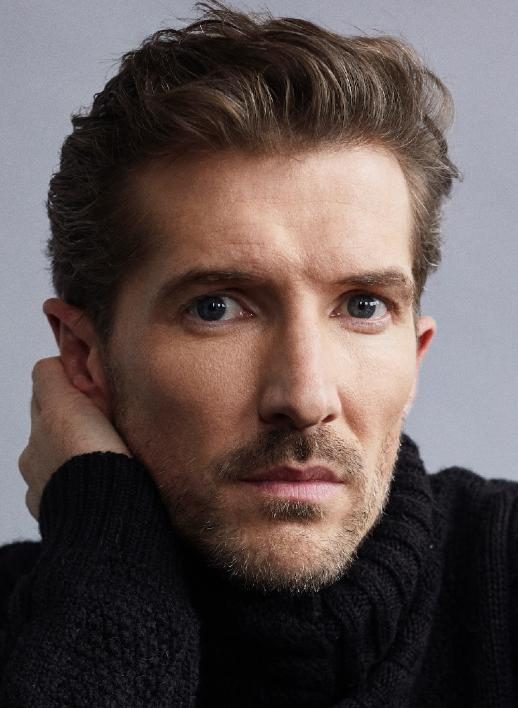 Gwilym Lee photo portrait